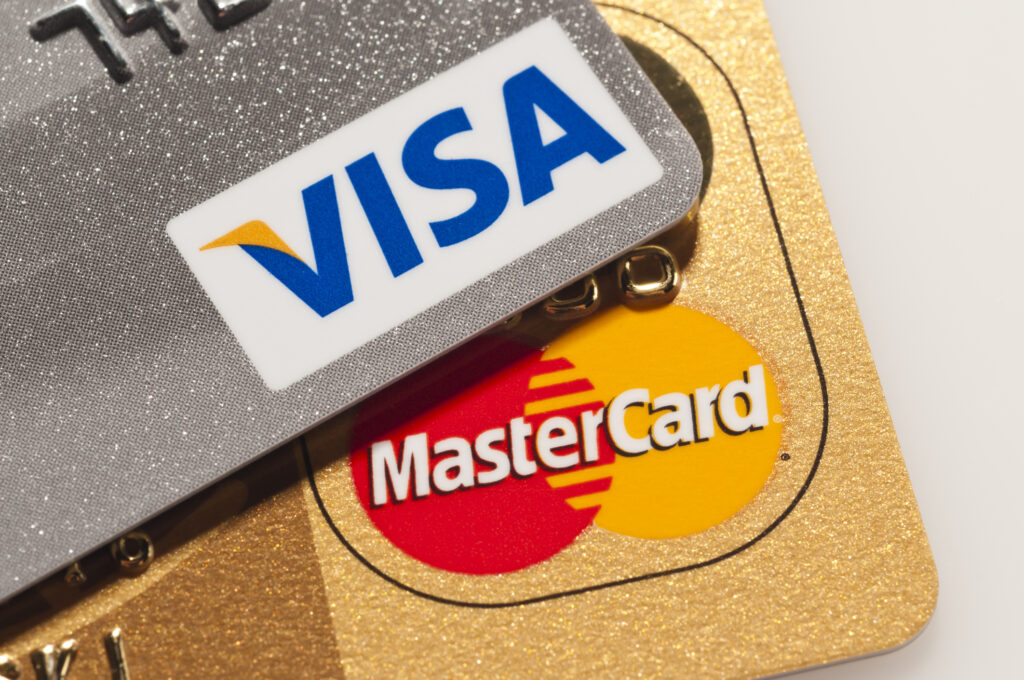 Можно ли оплачивать заказы на AliExpres картами Visa и Mastercard